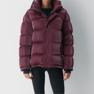 Aritzia 2025 liquid shine original jacket in a special burgundy color